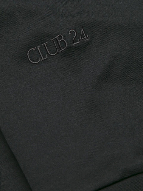 Club 24 - Freedom Fit - Paint it black