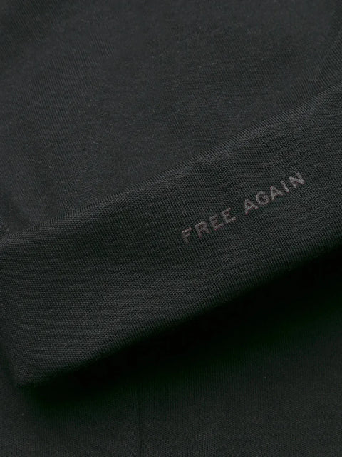 Club 24 - Freedom Fit - Paint it black