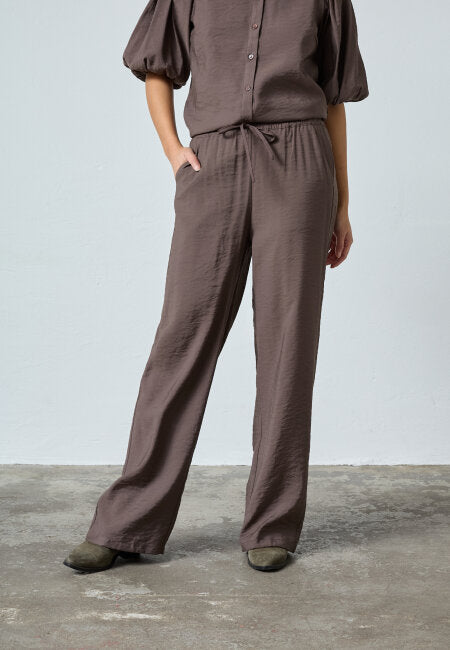 Sisterspoint - Ella-PA3 - Chocolate / pants