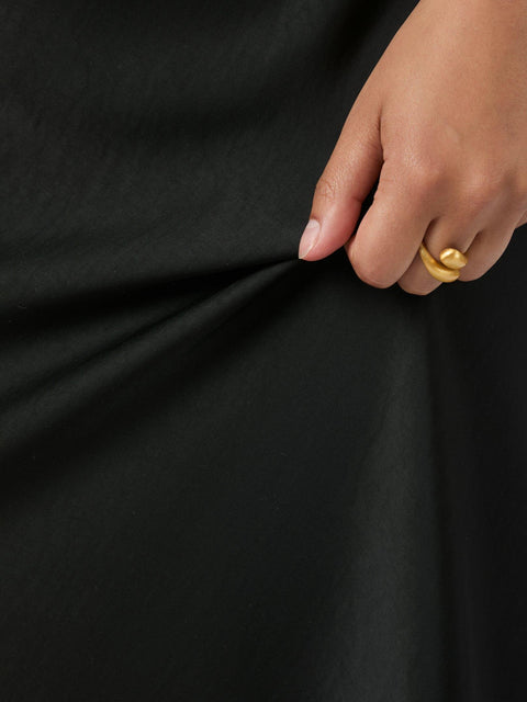 Neo noir - Vicky heavy sateen skirt - 100 Black