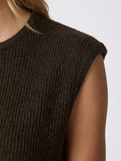Neo noir - Everest knit vest - 210 Brown