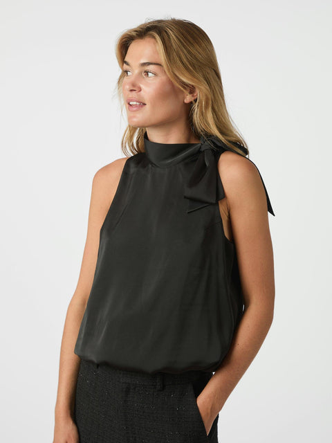 Neo noir - Top 166605 Veda drapy - 100 Black
