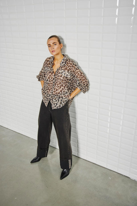 With Black - WBLSANDRA LEO LS - almond leo almon