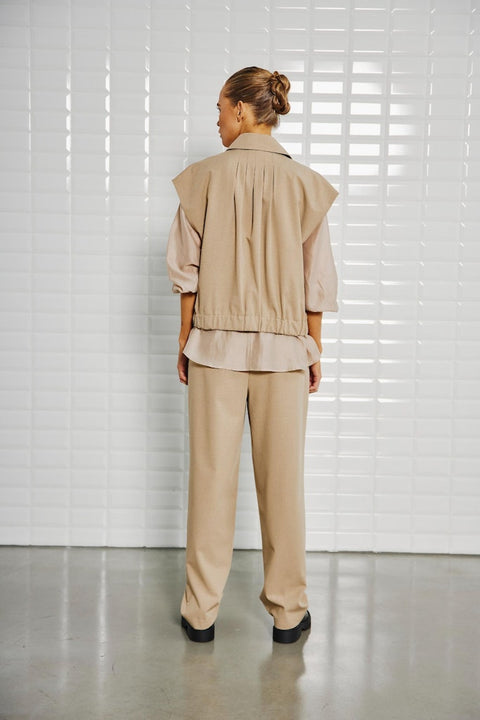 With Black - WBLVALENTINA VEST - falcon mel falco