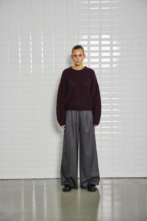 With Black - WBLOPHELIA LS PULL - winsor w windsor