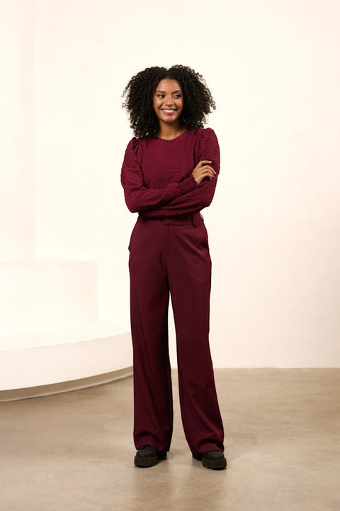 Lofty Manner - QK203 - Top Thyrsa - 256 burgundy red