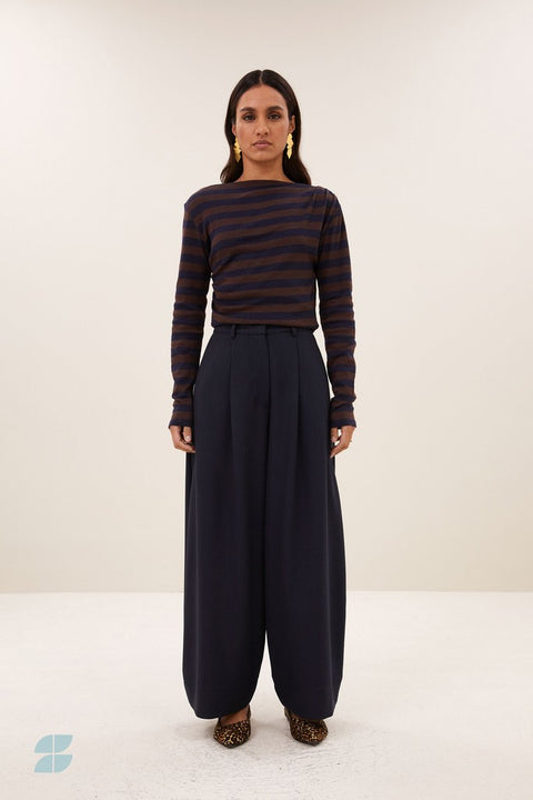 By Bar - 26418029 Frida - 1704 copper stri
